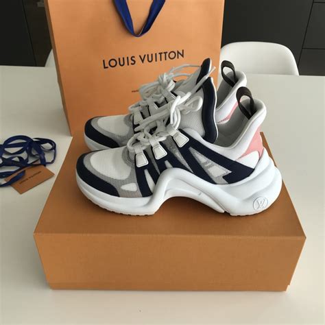 chaussure louis vuitton taille grand|louis vuitton archlight shoes.